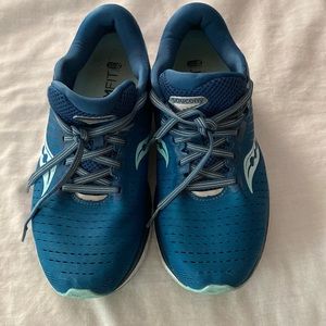 Saucony guide13 size9 w